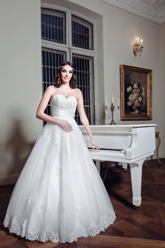 Rochii de mireasa - Colectia Romantica Best Bride